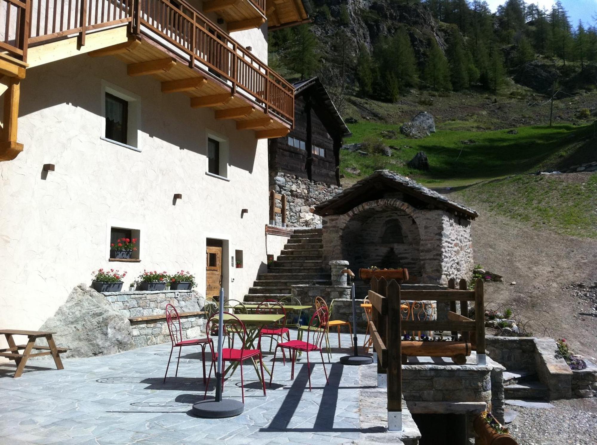 Alpe Rebelle Bed & Breakfast Bionaz Екстериор снимка