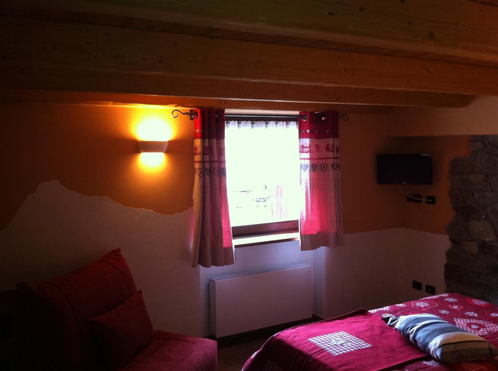 Alpe Rebelle Bed & Breakfast Bionaz Екстериор снимка
