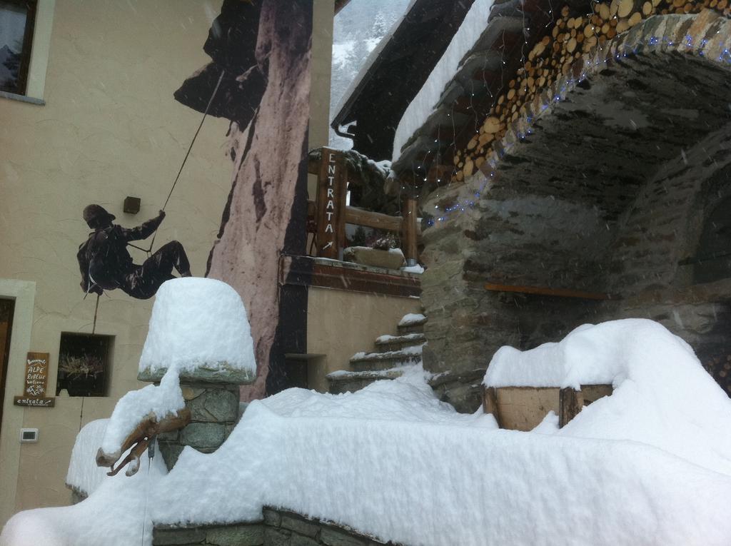 Alpe Rebelle Bed & Breakfast Bionaz Екстериор снимка