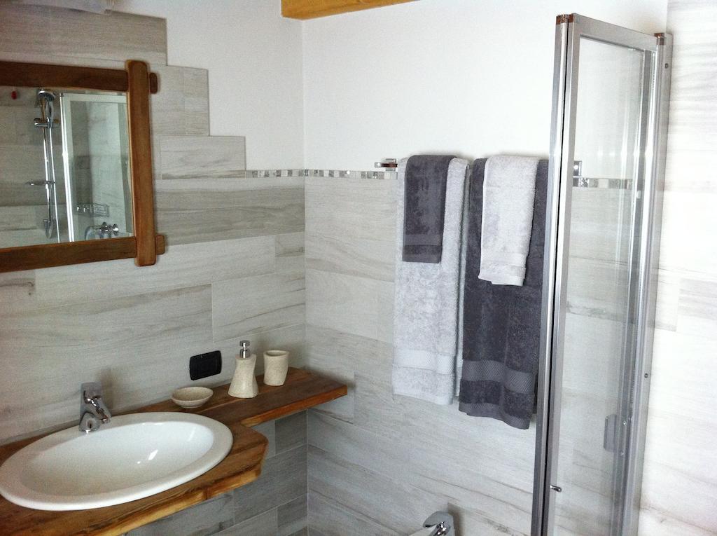 Alpe Rebelle Bed & Breakfast Bionaz Стая снимка